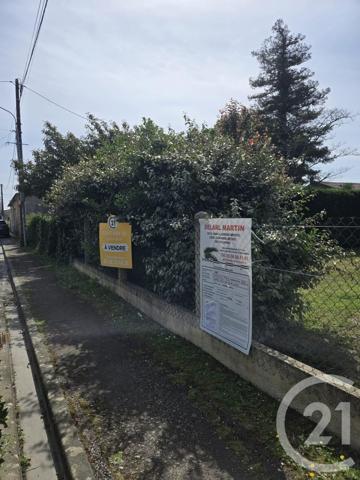 Terrain à vendre  1050 m 2   LESPARRE MEDOC  - 33