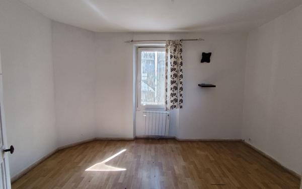 Appartement à vendre    2 pièces • 50 m2 Avignon