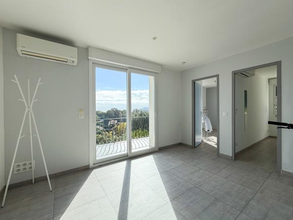 Maison à vendre à Mandelieu-la-Napoule (06210) - Alpes-Maritimes