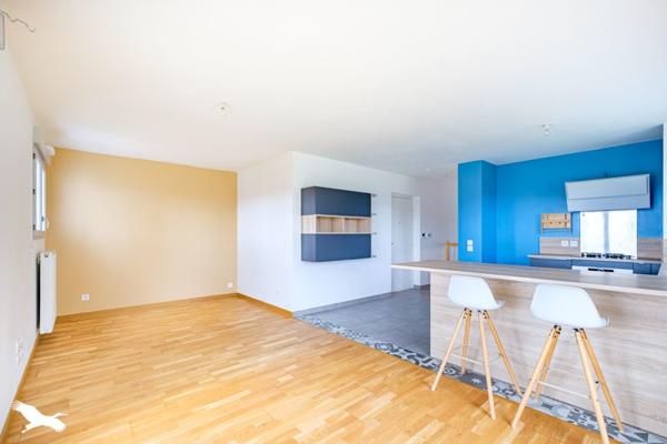 Appartement à louer 1 162 € CC Lyon 4 p 95 m² DPE C