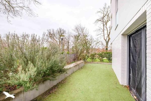 Appartement à louer 1 162 € CC Lyon 4 p 95 m² DPE C