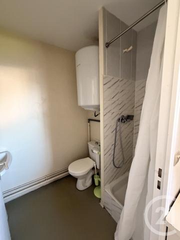 Appartement Studio à vendre  1 pièce - 22,42 m 2   LONS  - 64