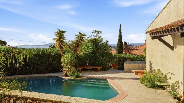 Villa vue mer et piscine