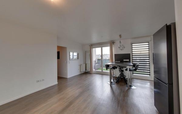 Appartement à vendre    4 pièces • 74,56 m2 Aulnay-sous-Bois