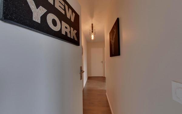 Appartement à vendre    4 pièces • 74,56 m2 Aulnay-sous-Bois