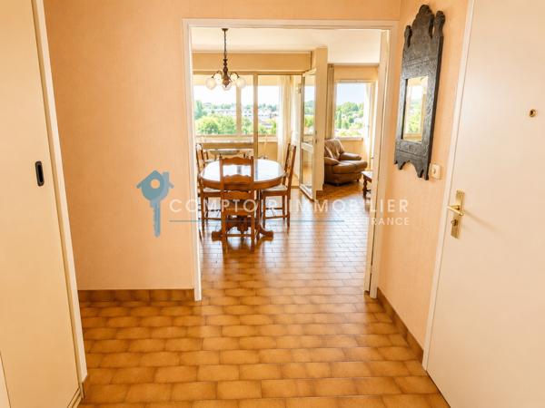 Appartement
                                                                                                                                                                                                                                                                                                                        3 pièce(s)                                                                                                                                                                                                          2 chambre(s)                                                                                                                                                                                                          73.28  m²