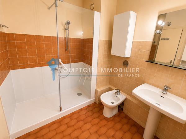 Appartement
                                                                                                                                                                                                                                                                                                                        3 pièce(s)                                                                                                                                                                                                          2 chambre(s)                                                                                                                                                                                                          73.28  m²
