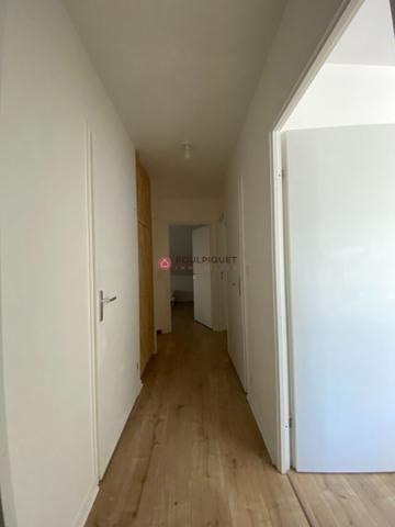 SAINT-HERBLAIN - MAISON - 5 pièces ( 83m² )