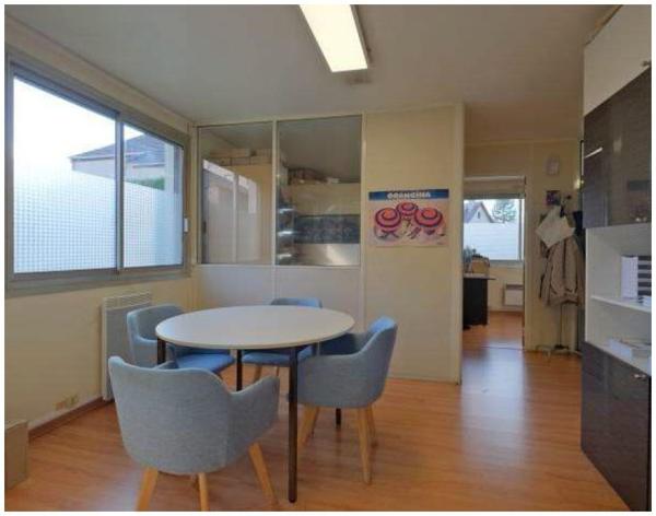Bureau 2 pièces - 92 m² Exclusivité