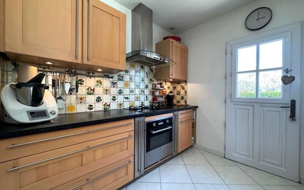 Maison à vendre    6 pièces • 127 m2 Beauchamp