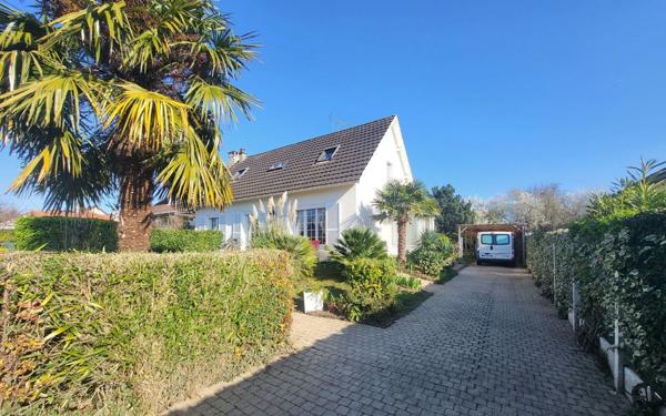 Maison à vendre    6 pièces • 127 m2 Beauchamp