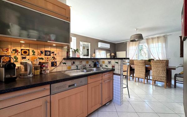 Maison à vendre    6 pièces • 127 m2 Beauchamp