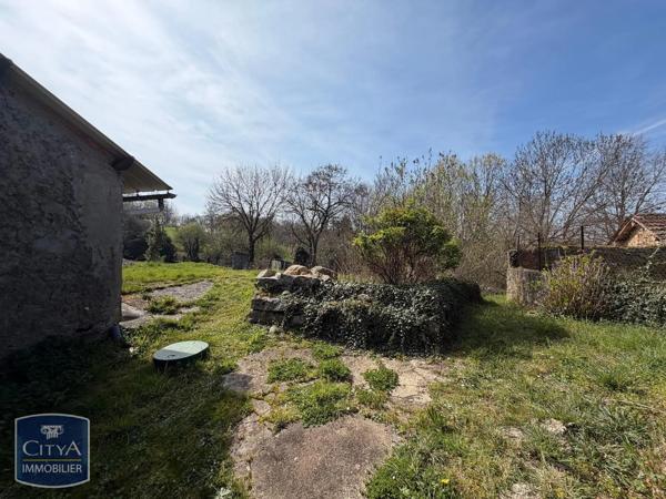 Maison à louer 3 pièces 70.42m² Busset (03270)