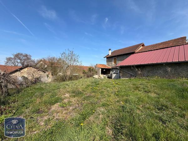 Maison à louer 3 pièces 70.42m² Busset (03270)