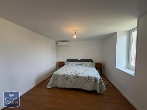 Maison à louer 3 pièces 70.42m² Busset (03270)