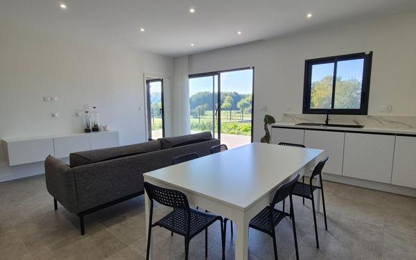 Maison à vendre    5 pièces • 110 m2 Belleville