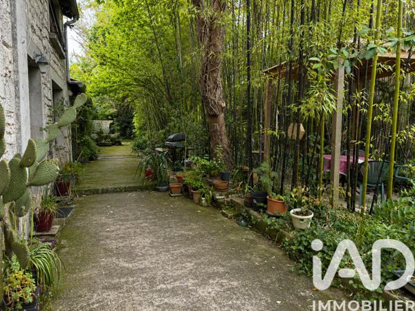 Maison à vendre 12 pièces 370 m² Barbezieux-Saint-Hilaire