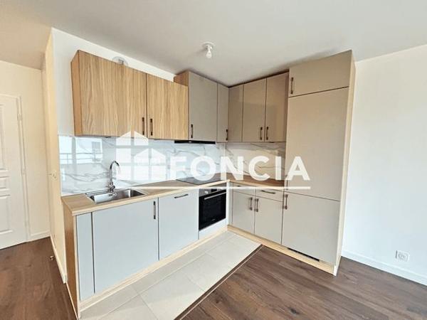 Location Appartement 3 pièces 67.22 m² - LE PARC DES LYS 23 B RUE DU PAVE DE GRIGNON Thiais 94320
