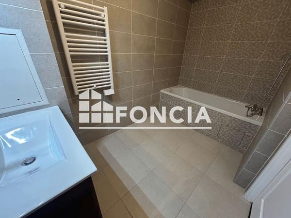 Location Appartement 3 pièces 67.22 m² - LE PARC DES LYS 23 B RUE DU PAVE DE GRIGNON Thiais 94320