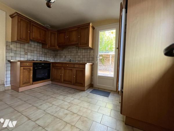 A proximité des commerces