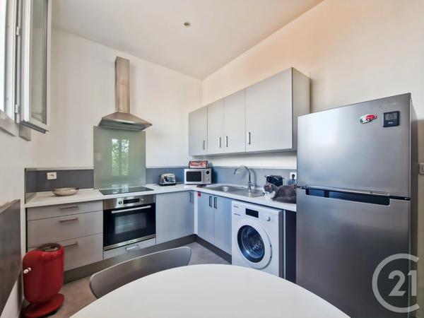 Appartement F3 à vendre  3 pièces - 48,03 m 2   MARSEILLE  - 13010