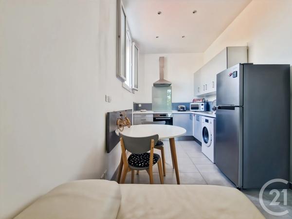 Appartement F3 à vendre  3 pièces - 48,03 m 2   MARSEILLE  - 13010