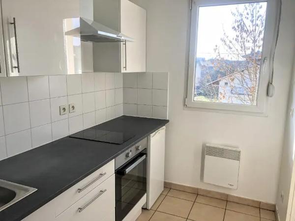 Appartement à louer 3 pièces 63.39m² Thonon-les-Bains (74200)