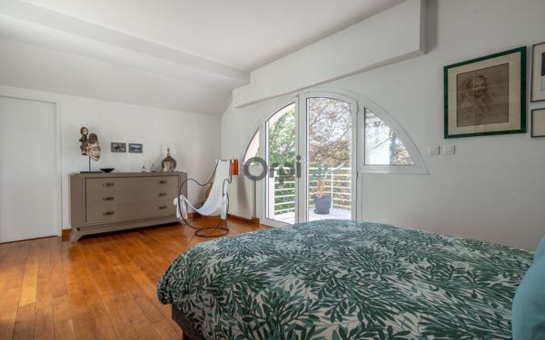 Maison à vendre    7 pièces • 243,70 m2 Chennevières-sur-Marne