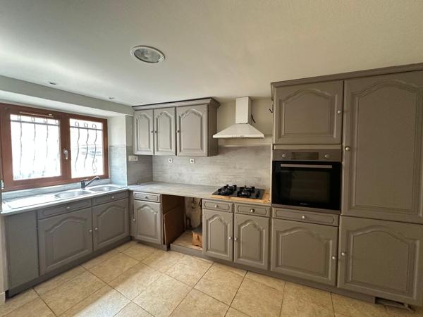 Maison 5 pièce(s) 4 chambre(s) 138 m²