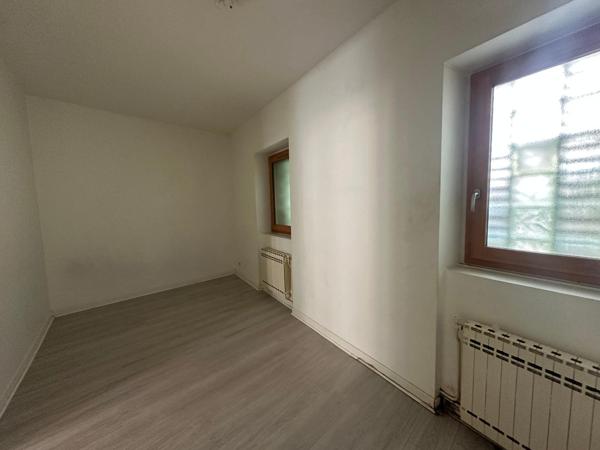 Maison 5 pièce(s) 4 chambre(s) 138 m²