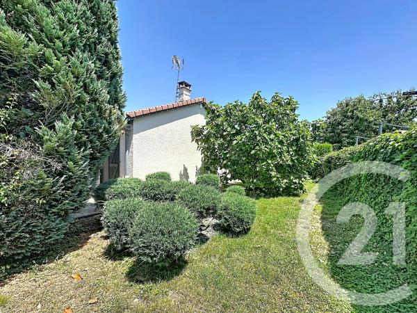 Maison à vendre  4 pièces - 75,16 m 2   MEYZIEU  - 69