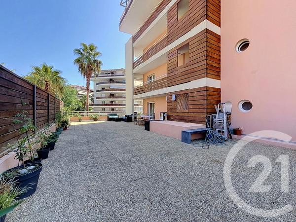 Appartement F3 à vendre  3 pièces - 67,31 m 2   MANDELIEU LA NAPOULE  - 06
