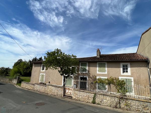 A saisir pour un premier achat : maison de bourg à rénover avec grand jardin
