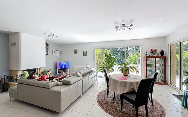 Maison à vendre    5 pièces •  Prigonrieux