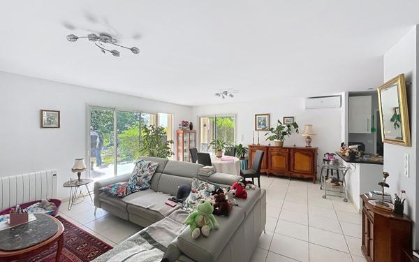 Maison à vendre    5 pièces •  Prigonrieux