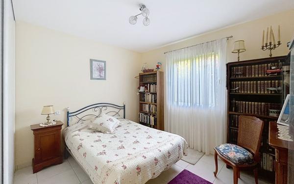 Maison à vendre    5 pièces •  Prigonrieux