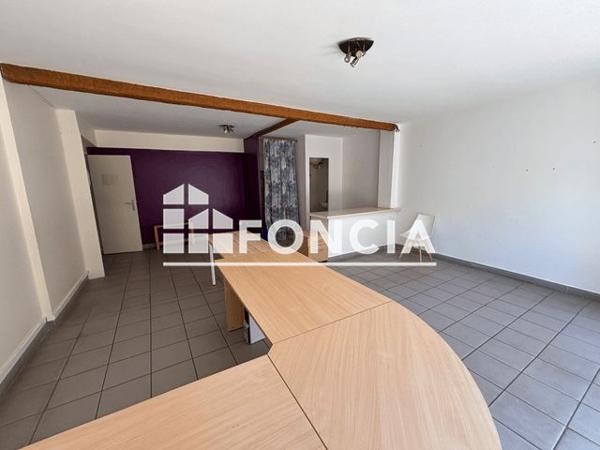 Location Local commercial 1 pièce 35 m² - 782 AVENUE GENERAL DE GAULLE La Londe Les Maures 83250