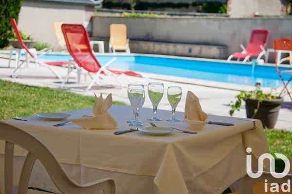 Demeure 14 pièces de 450 m² à Vignoux-sur-Barangeon (18500)