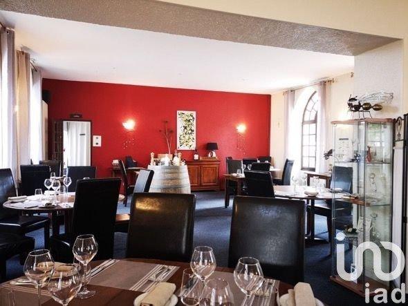 Demeure 14 pièces de 450 m² à Vignoux-sur-Barangeon (18500)