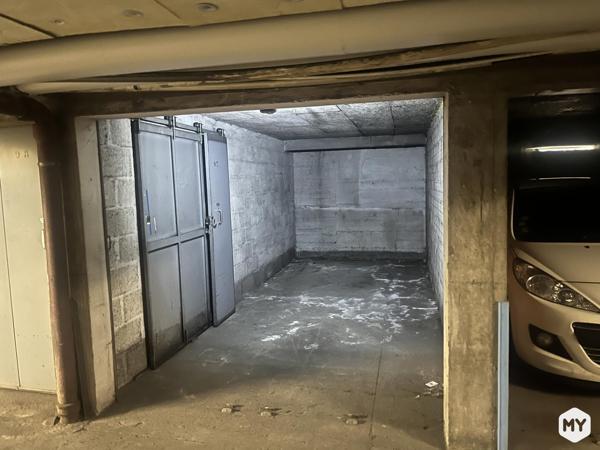 Parking • Vente • 20m2 • Banque de France • Chamalières 22 400 € FAI