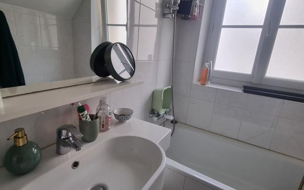 Appartement à vendre    3 pièces • 55,06 m2 Colombes