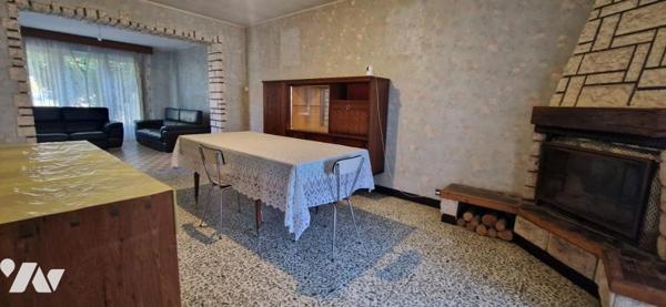 MAISON DE VILLE AVEC JARDIN ET GARAGE SITUEE SUR WAVRIN 