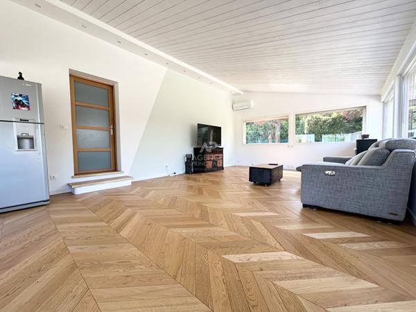 Maison Carrieres Sous Poissy 5 pièce(s) 107 m2 €452 000 ** - Référence 9152