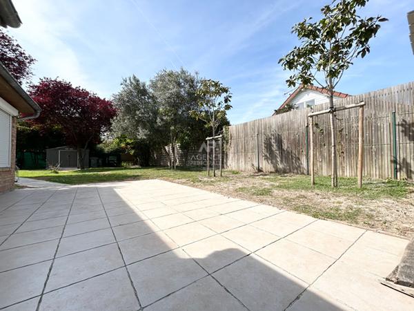 Maison Carrieres Sous Poissy 5 pièce(s) 107 m2 €452 000 ** - Référence 9152