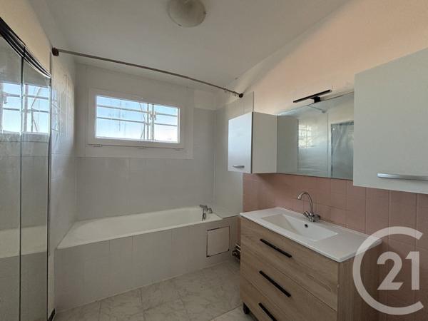 Appartement F3 à vendre  3 pièces - 69,95 m2 CLICHY SOUS BOIS - 93