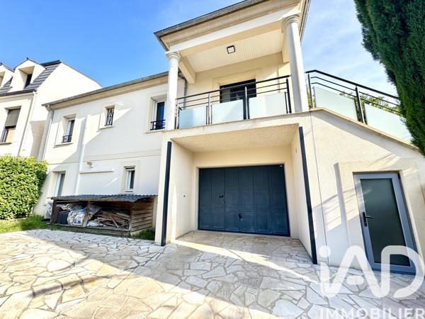 Maison à vendre 8 pièces 168 m² Saint-Brice-sous-Forêt