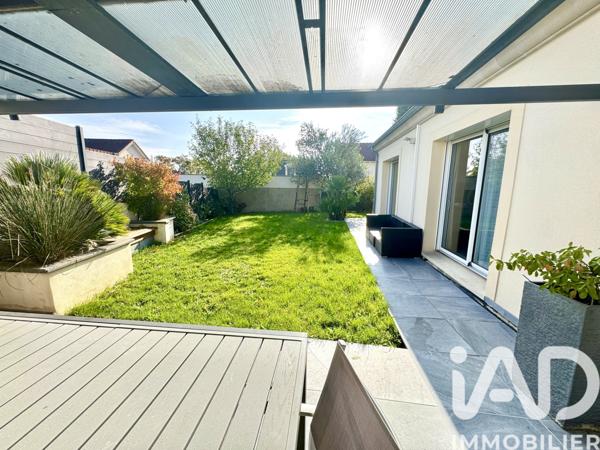 Maison à vendre 8 pièces 168 m² Saint-Brice-sous-Forêt