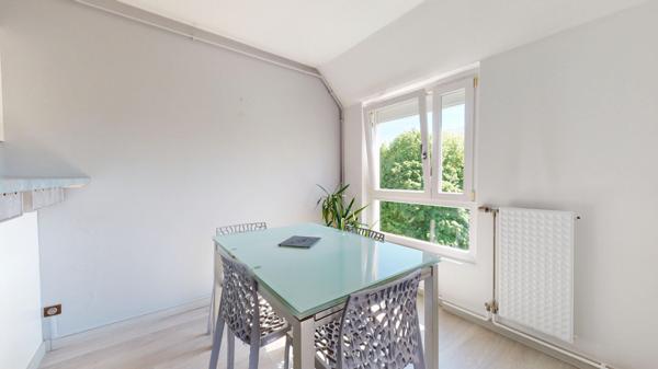 Appartement Eybens 4 pièce(s) 88.6 m2