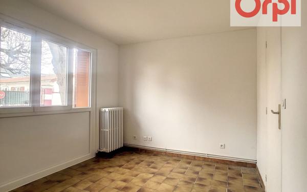 Appartement à louer    2 pièces • 42,54 m2 Vigneux-sur-Seine