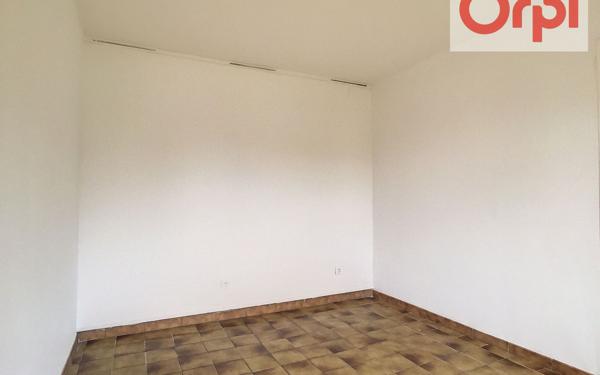 Appartement à louer    2 pièces • 42,54 m2 Vigneux-sur-Seine